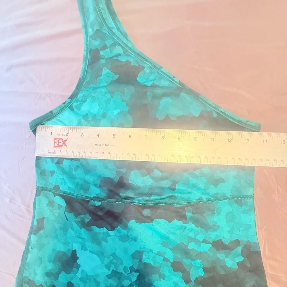 Lululemon Athletica Teal Camouflage One-Shoulder Tank Top Size 8/Medium - Picture 5 of 7